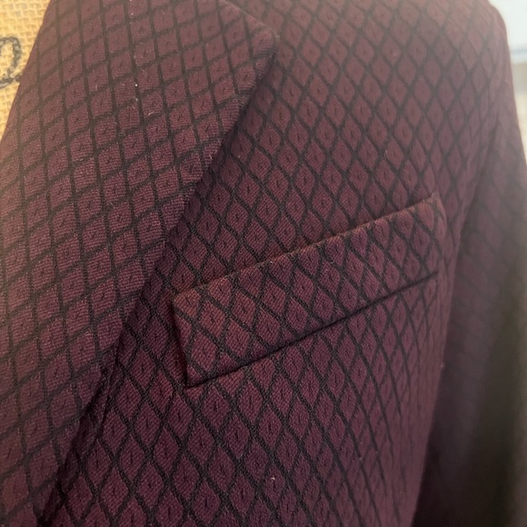 New York & Company EUC Blazer wine color size 6 - Picture 3 of 7